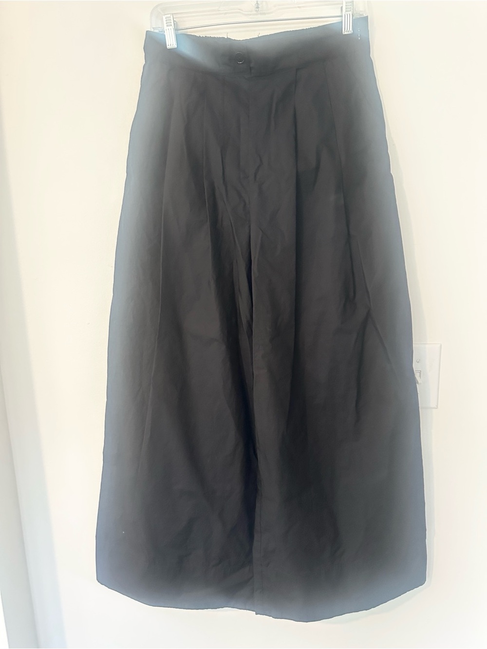 Sundays By Weardundays Wide-Legged Pleated Slacks M